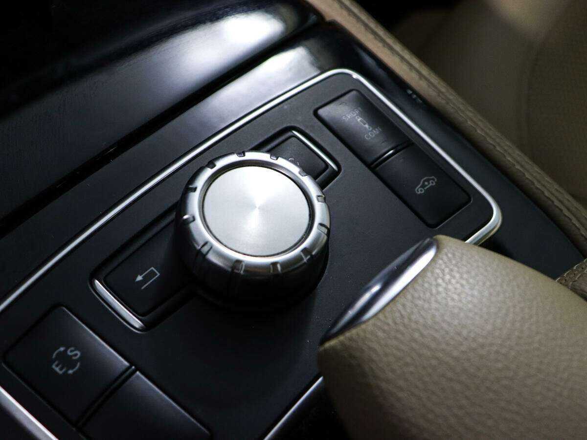 Mercedes-Benz CLS 2013 года с пробегом. Фото: #15