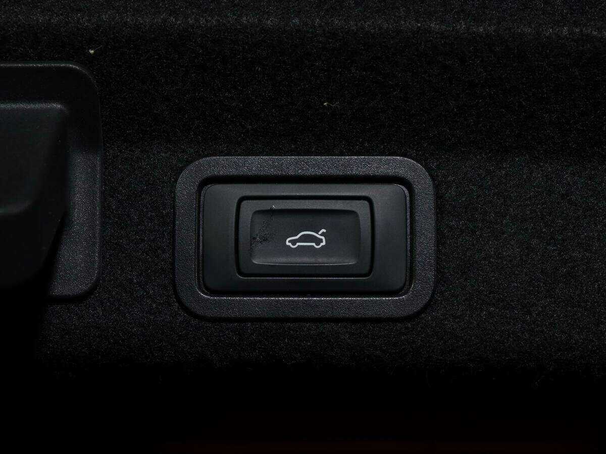 Audi A6 2019 года с пробегом. Фото: #13