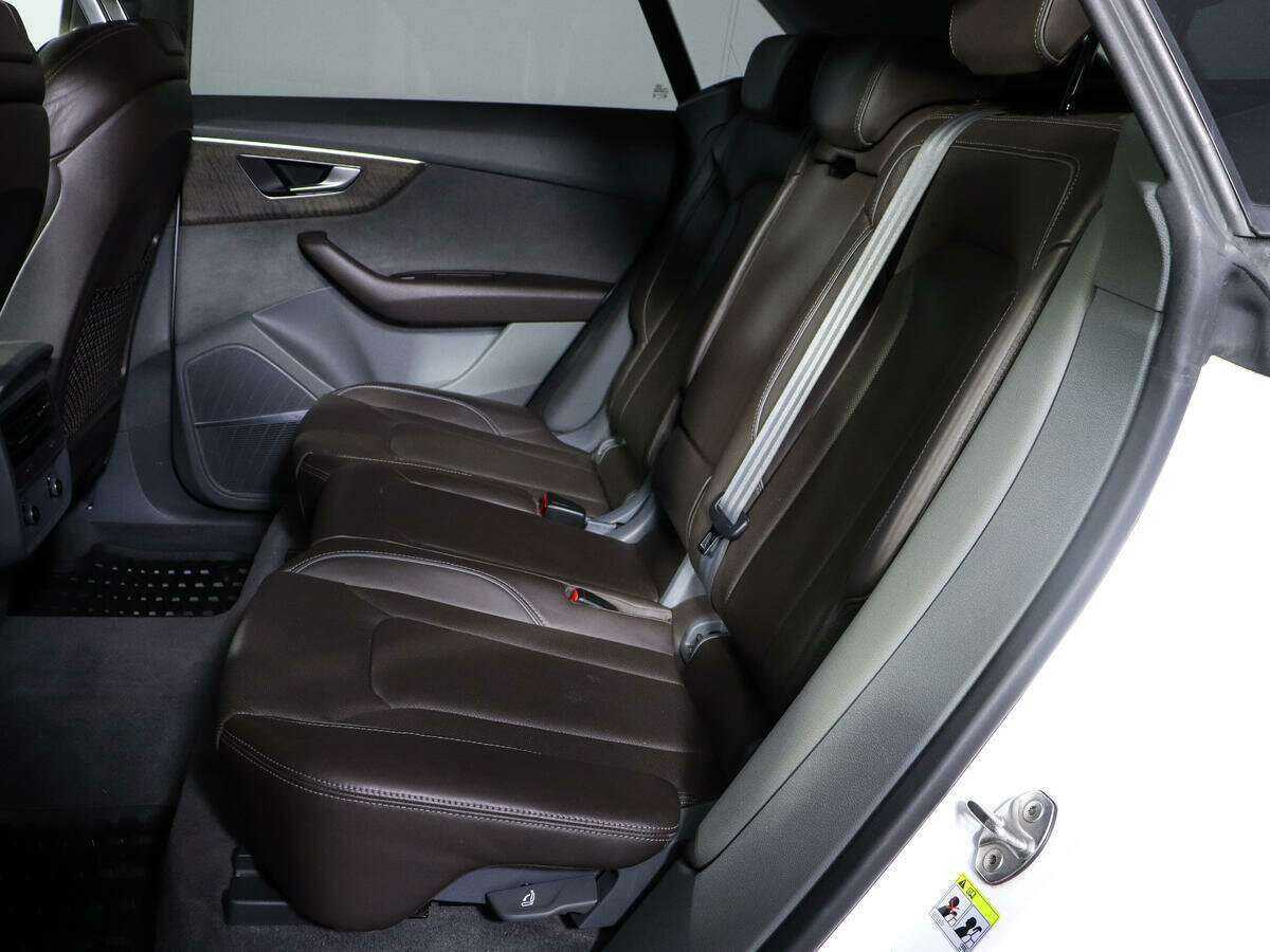 Audi Q8 2019 года с пробегом. Фото: #9