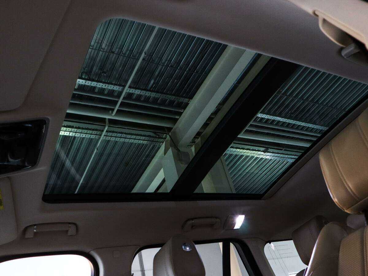 Land Rover Range Rover 2017 года с пробегом. Фото: #10