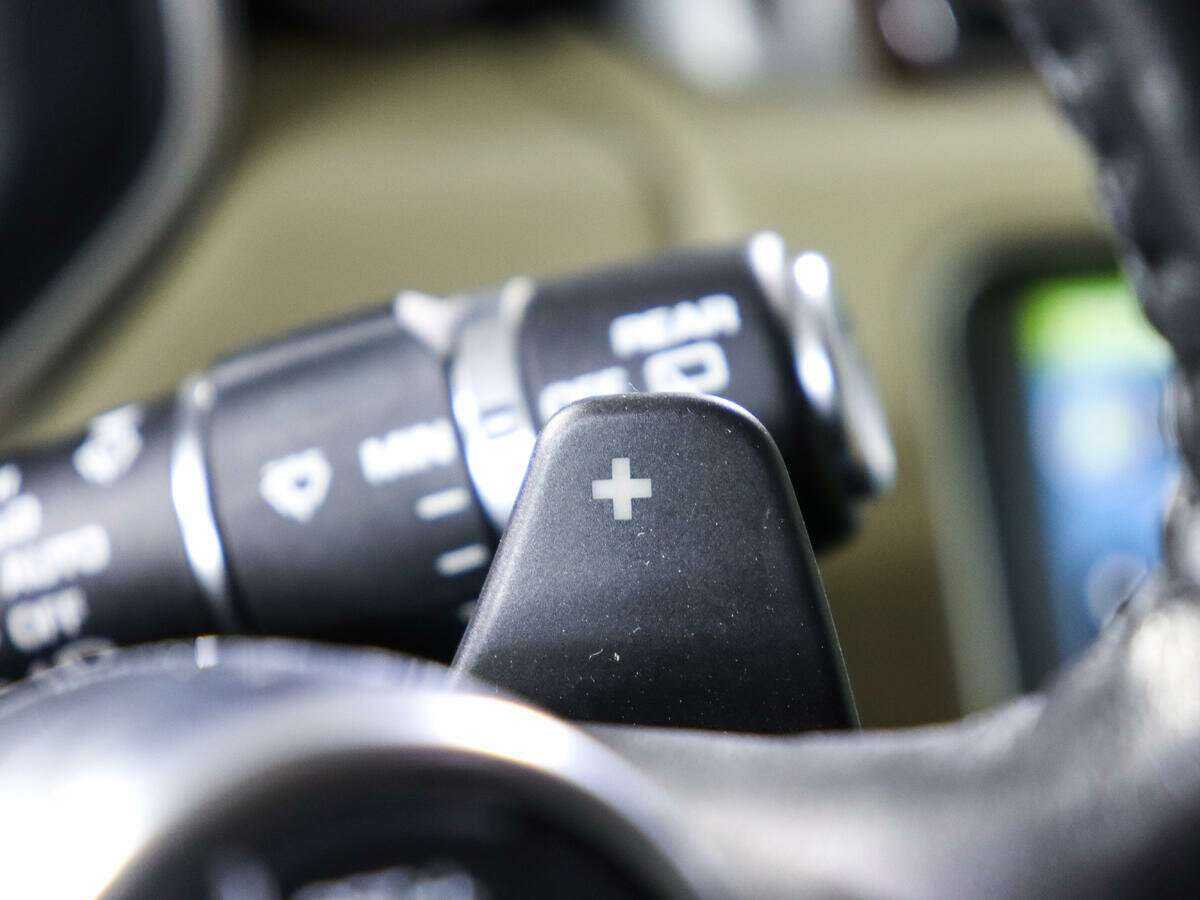 Land Rover Range Rover 2017 года с пробегом. Фото: #16