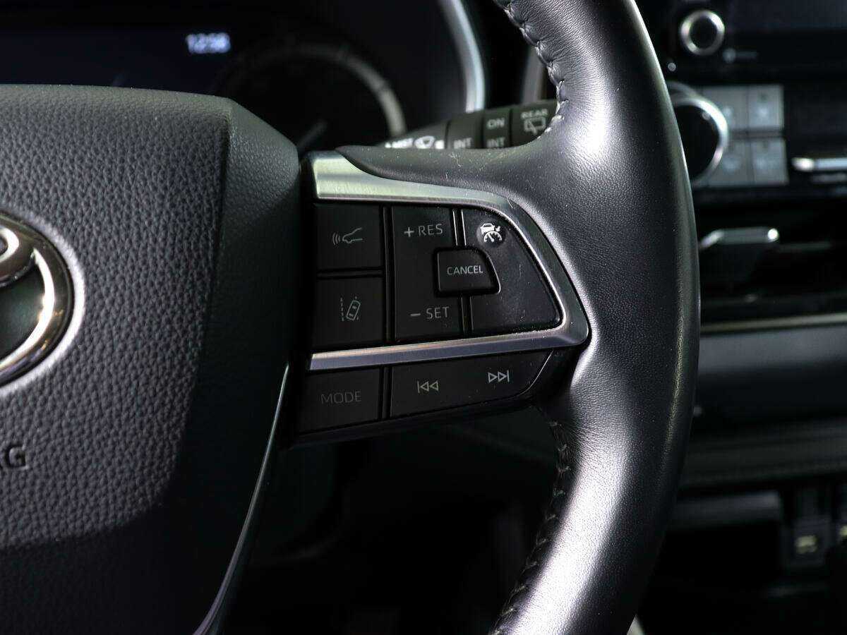 Toyota Highlander 2020 года с пробегом. Фото: #20