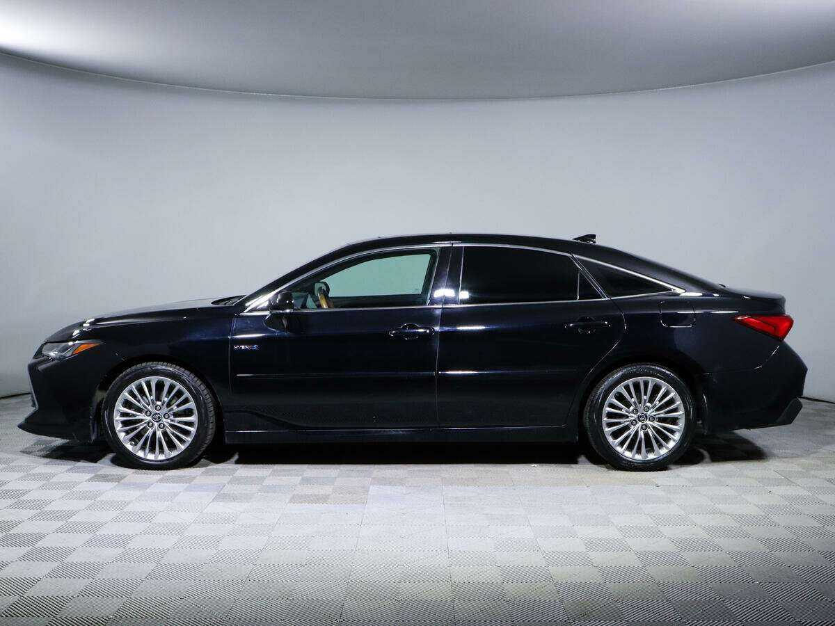 Toyota Avalon 2018 года с пробегом. Фото: #7