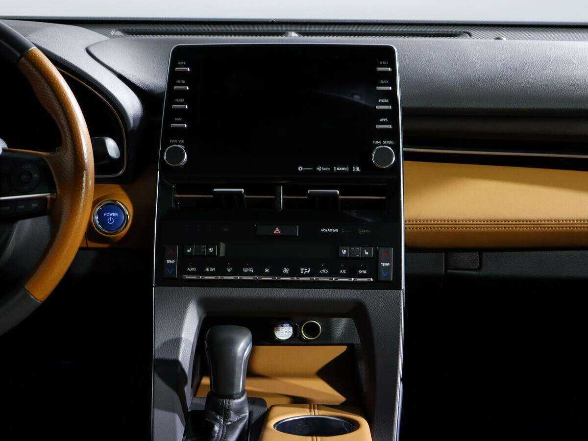 Toyota Avalon 2018 года с пробегом. Фото: #12