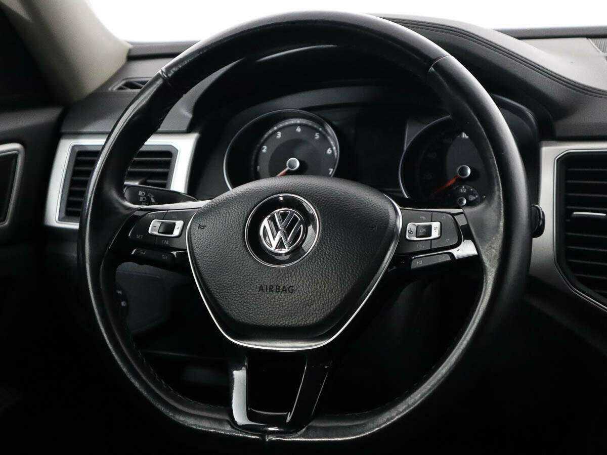 Volkswagen Teramont 2018 года с пробегом. Фото: #12