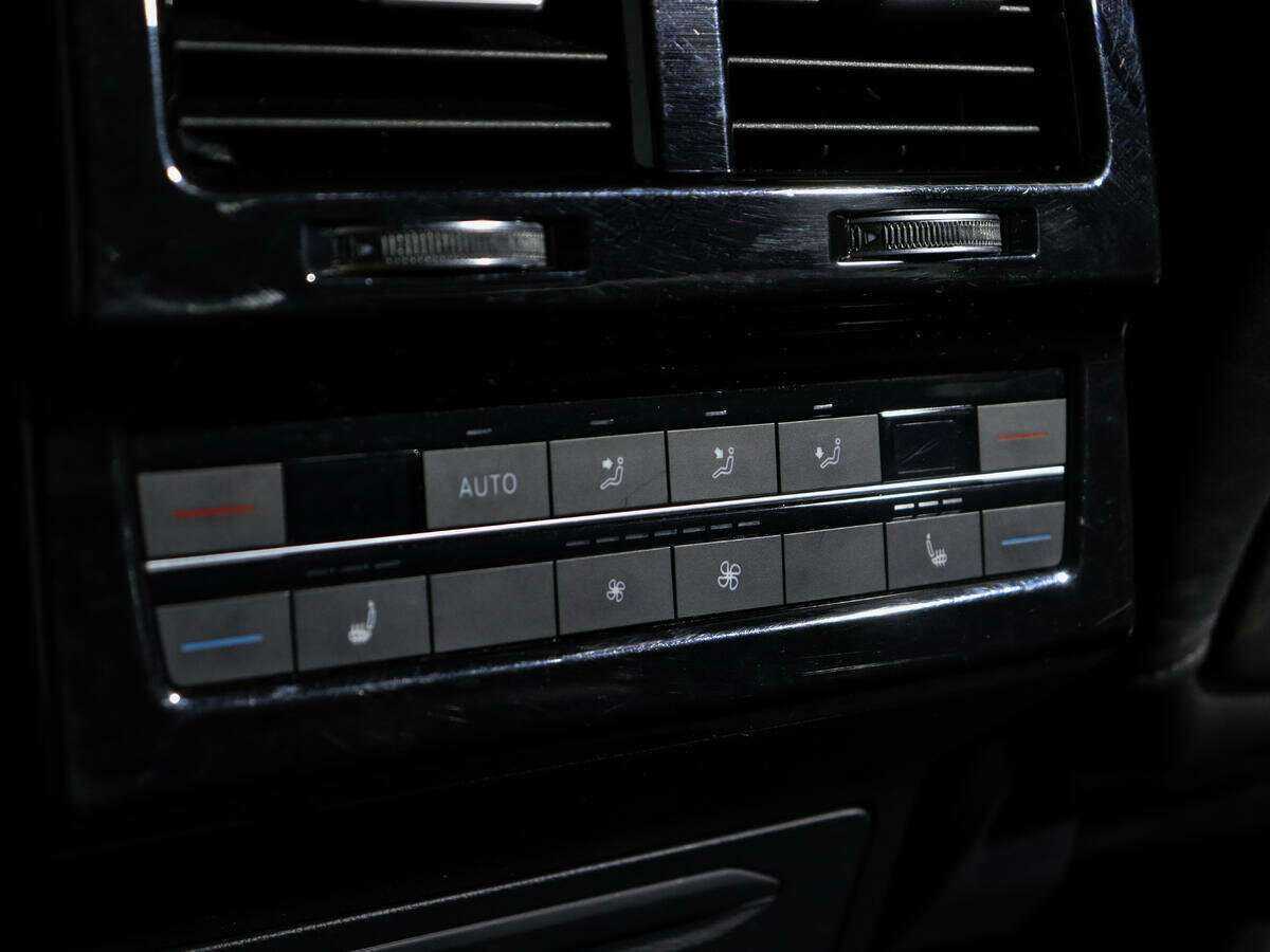 Volkswagen Touareg 2020 года с пробегом. Фото: #14