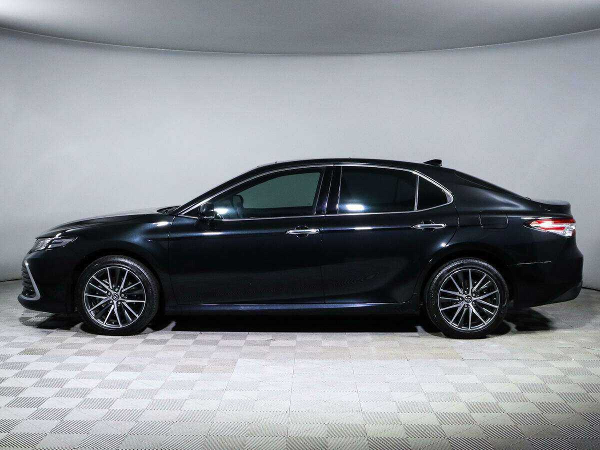 Toyota Camry 2022 года с пробегом. Фото: #6