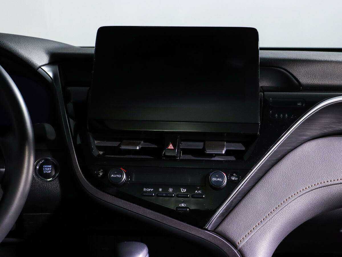 Toyota Camry 2022 года с пробегом. Фото: #10