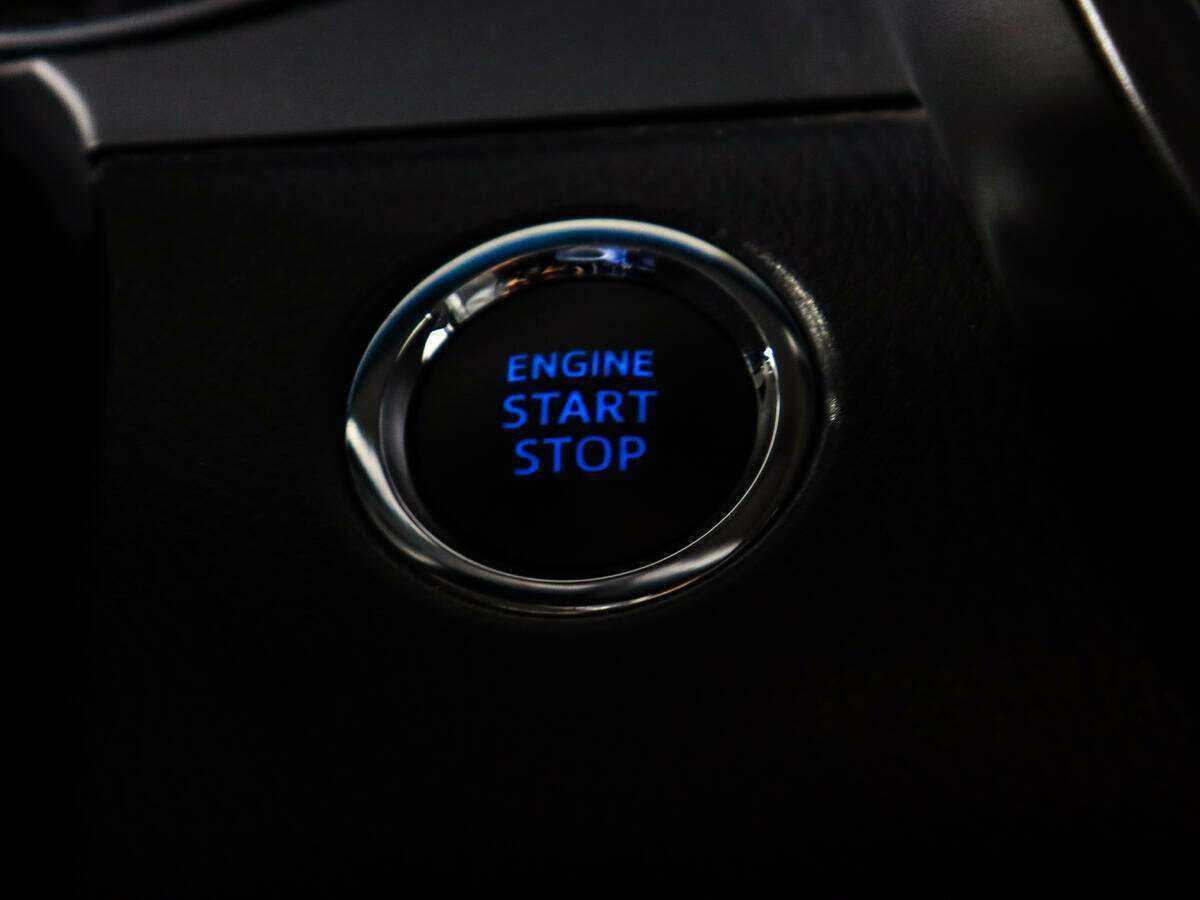 Toyota Camry 2018 года с пробегом. Фото: #17