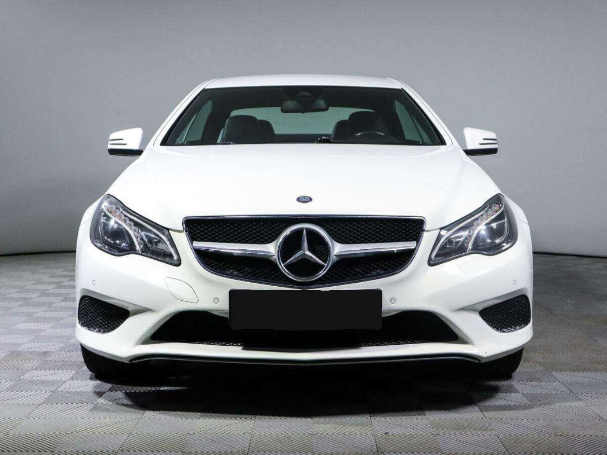 Mercedes-Benz E-Класс 2013 года с пробегом. Фото: #1