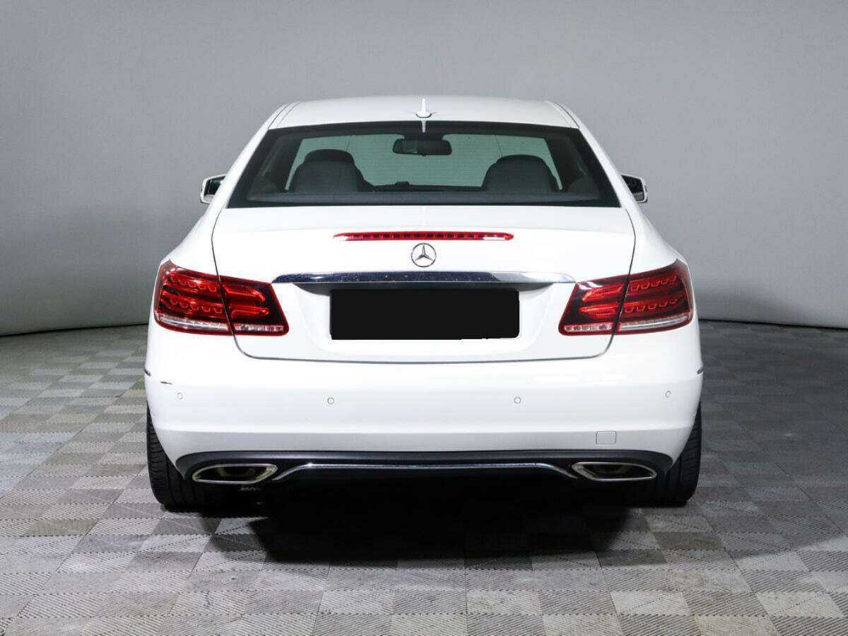 Mercedes-Benz E-Класс 2013 года с пробегом. Фото: #3