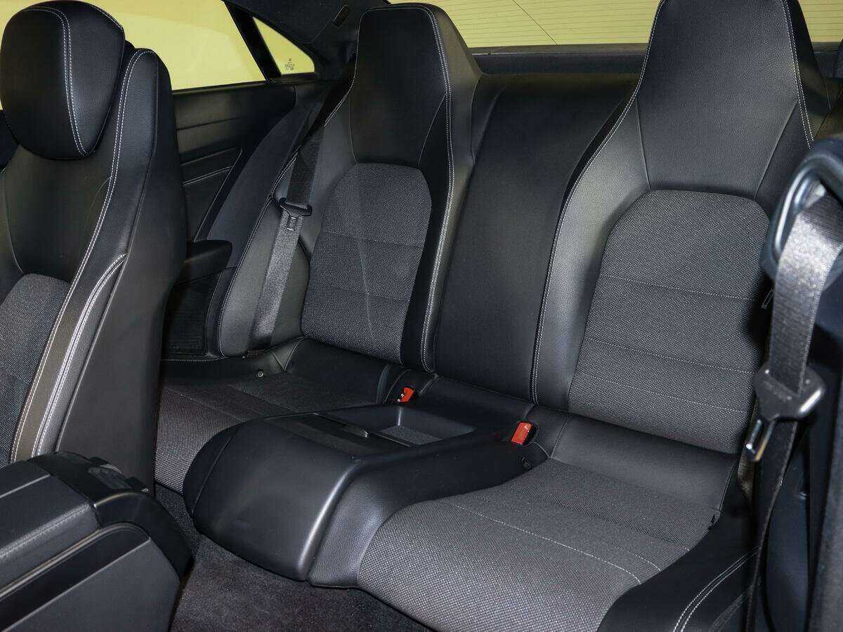 Mercedes-Benz E-Класс 2013 года с пробегом. Фото: #6