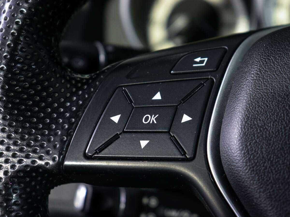 Mercedes-Benz E-Класс 2013 года с пробегом. Фото: #17