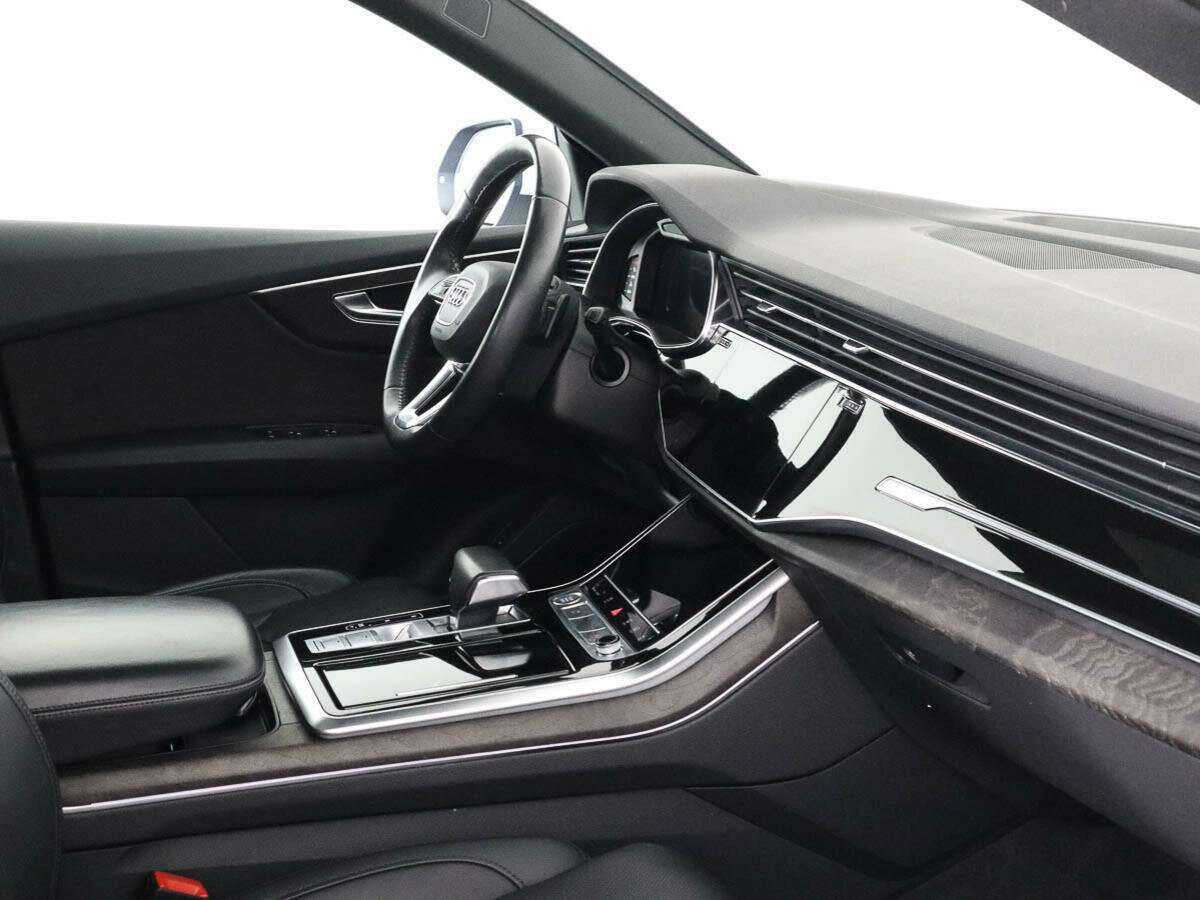 Audi Q8 2019 года с пробегом. Фото: #6