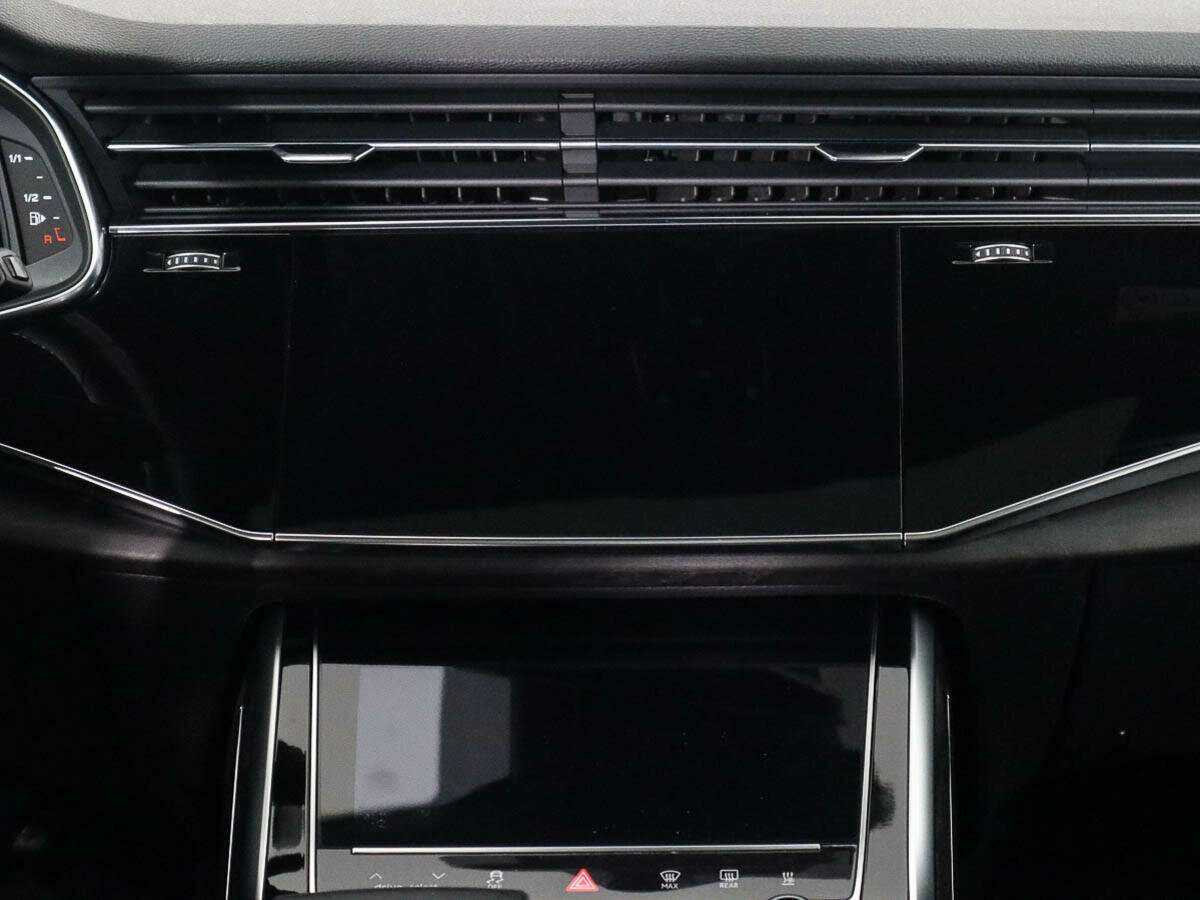 Audi Q8 2019 года с пробегом. Фото: #11