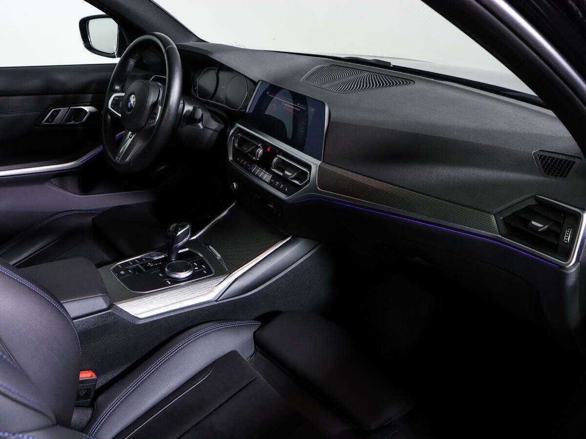 BMW 3 серии 2020 года с пробегом. Фото: #8