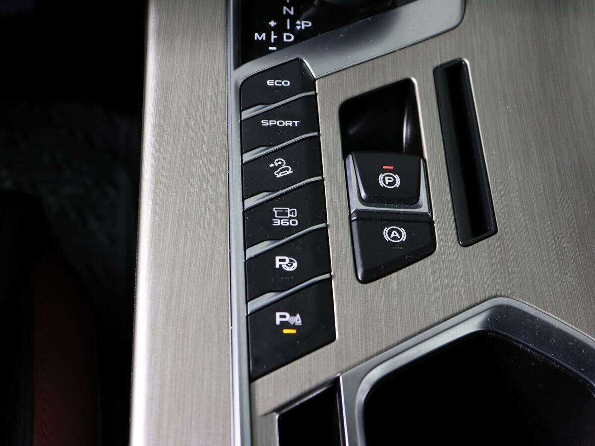 Geely Coolray 2023 года с пробегом. Фото: #21