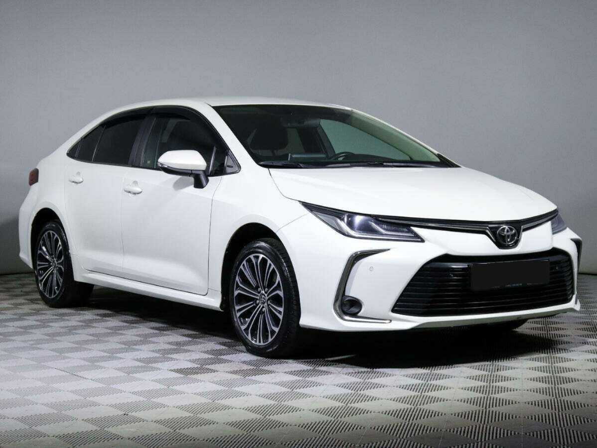 Toyota Corolla 2019 года с пробегом. Фото: #2