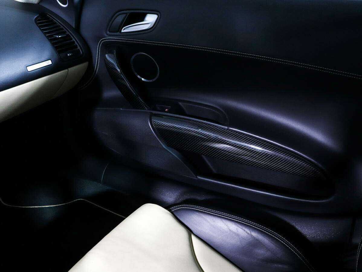 Audi R8 2008 года с пробегом. Фото: #12