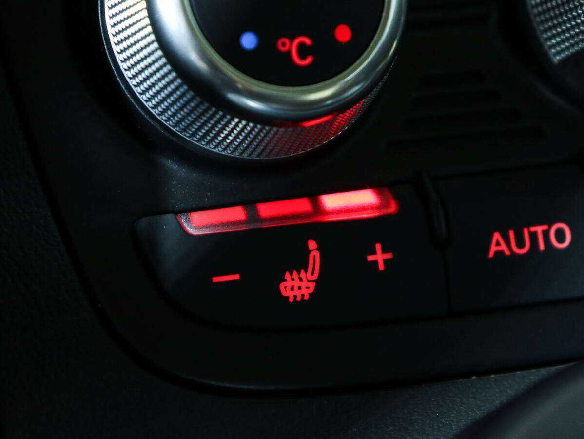 Audi R8 2008 года с пробегом. Фото: #20