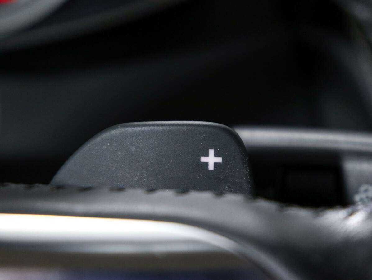 Audi R8 2008 года с пробегом. Фото: #22