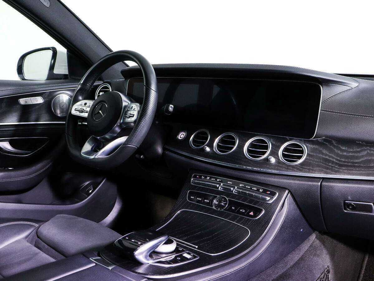 Mercedes-Benz E-Класс 2019 года с пробегом. Фото: #6