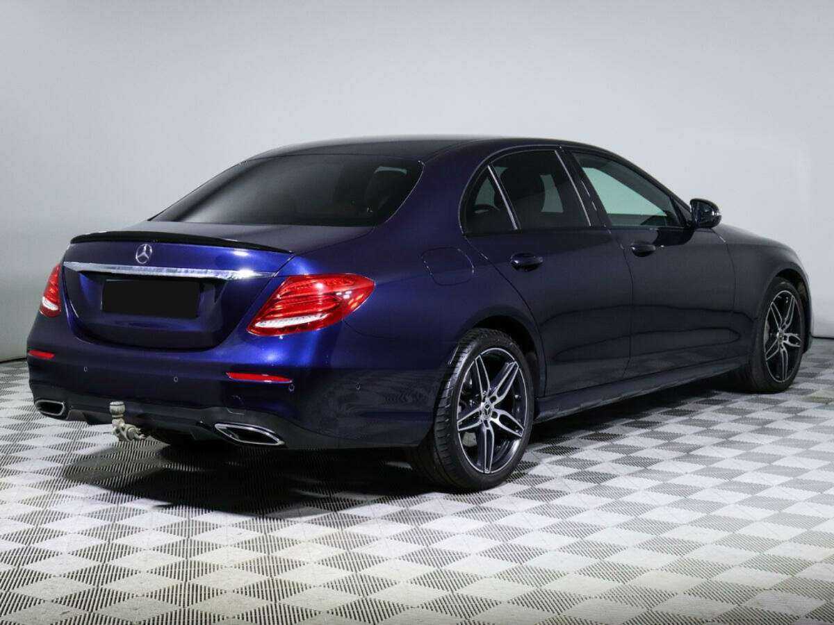 Mercedes-Benz E-Класс 2019 года с пробегом. Фото: #4