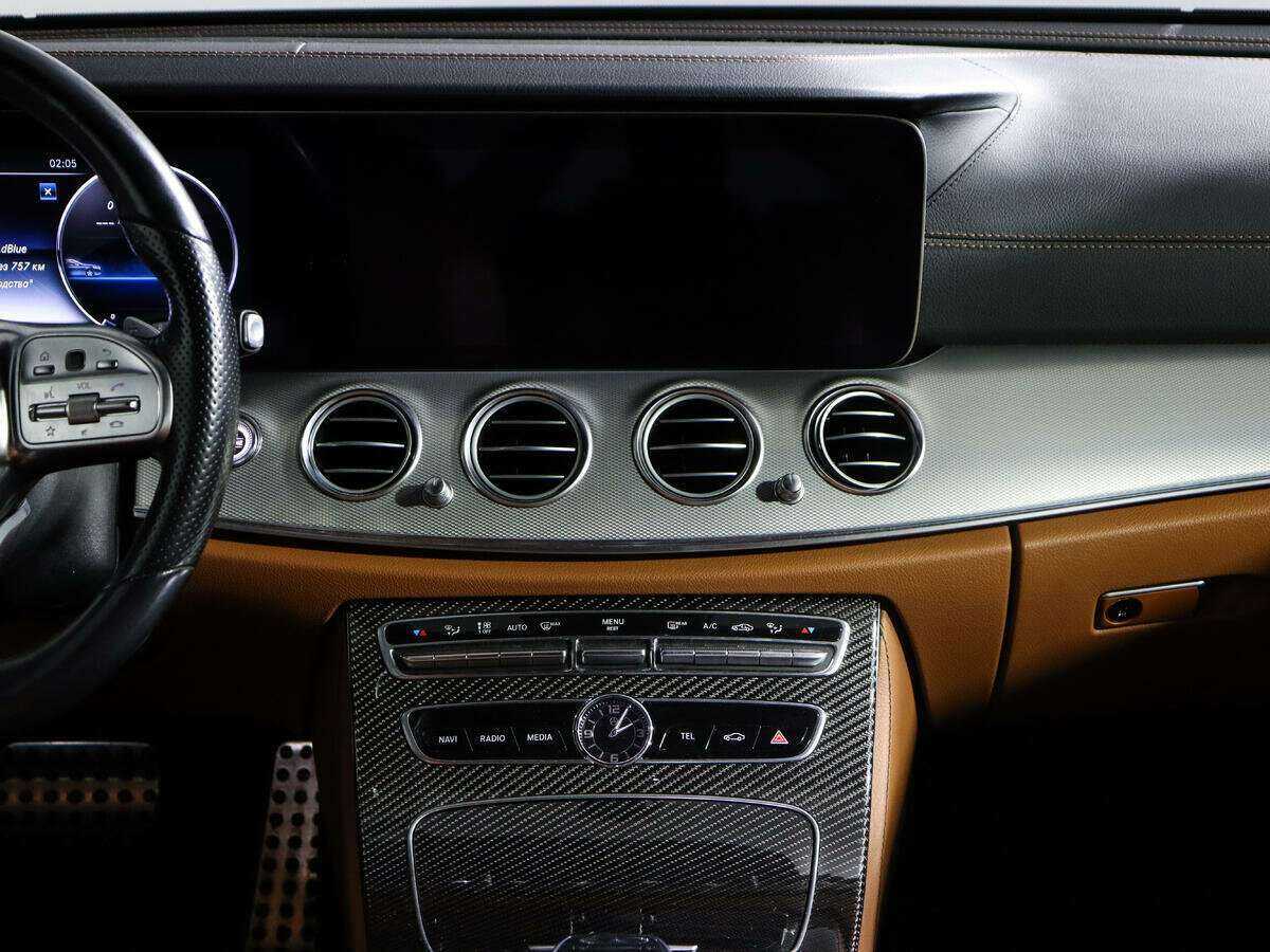 Mercedes-Benz E-Класс 2019 года с пробегом. Фото: #12