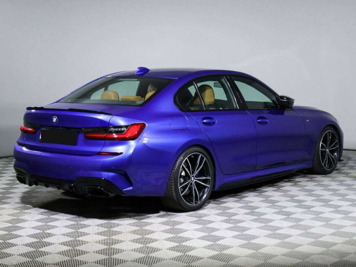 BMW 3 серии 2020 года с пробегом. Фото: #3