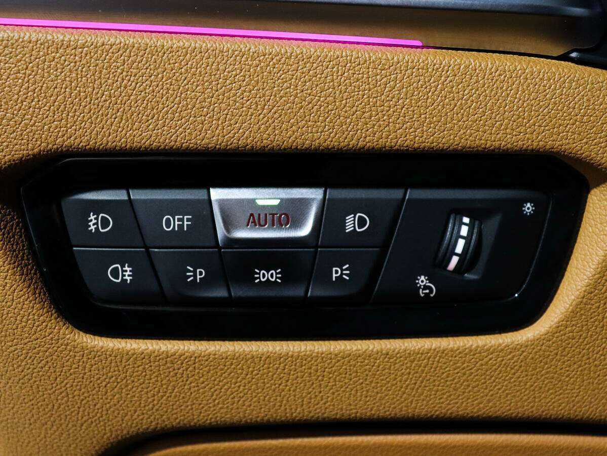 BMW 3 серии 2020 года с пробегом. Фото: #19