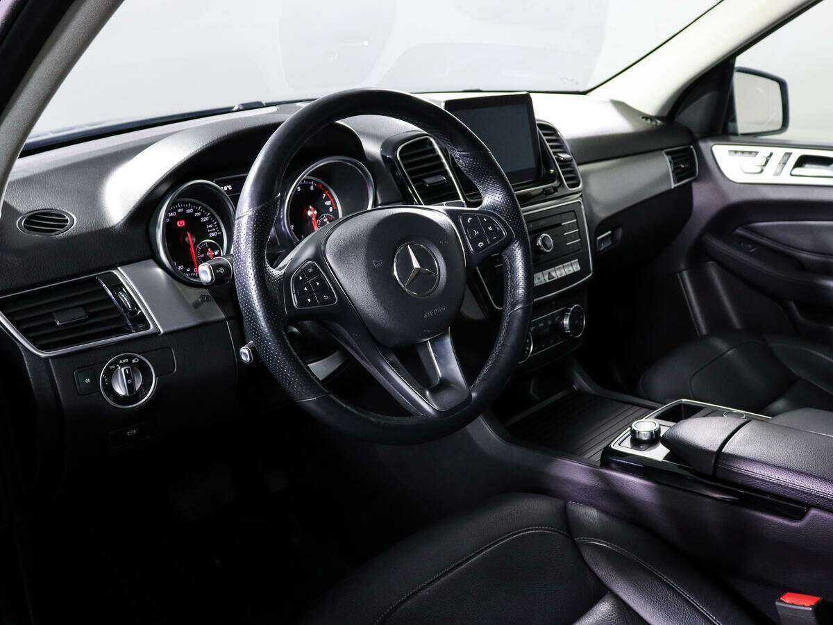 Mercedes-Benz GLE 2016 года с пробегом. Фото: #13