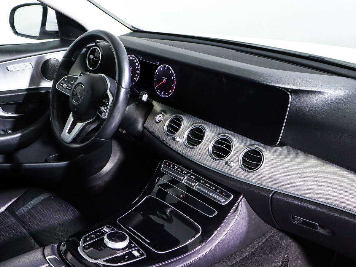 Mercedes-Benz E-Класс 2018 года с пробегом. Фото: #6