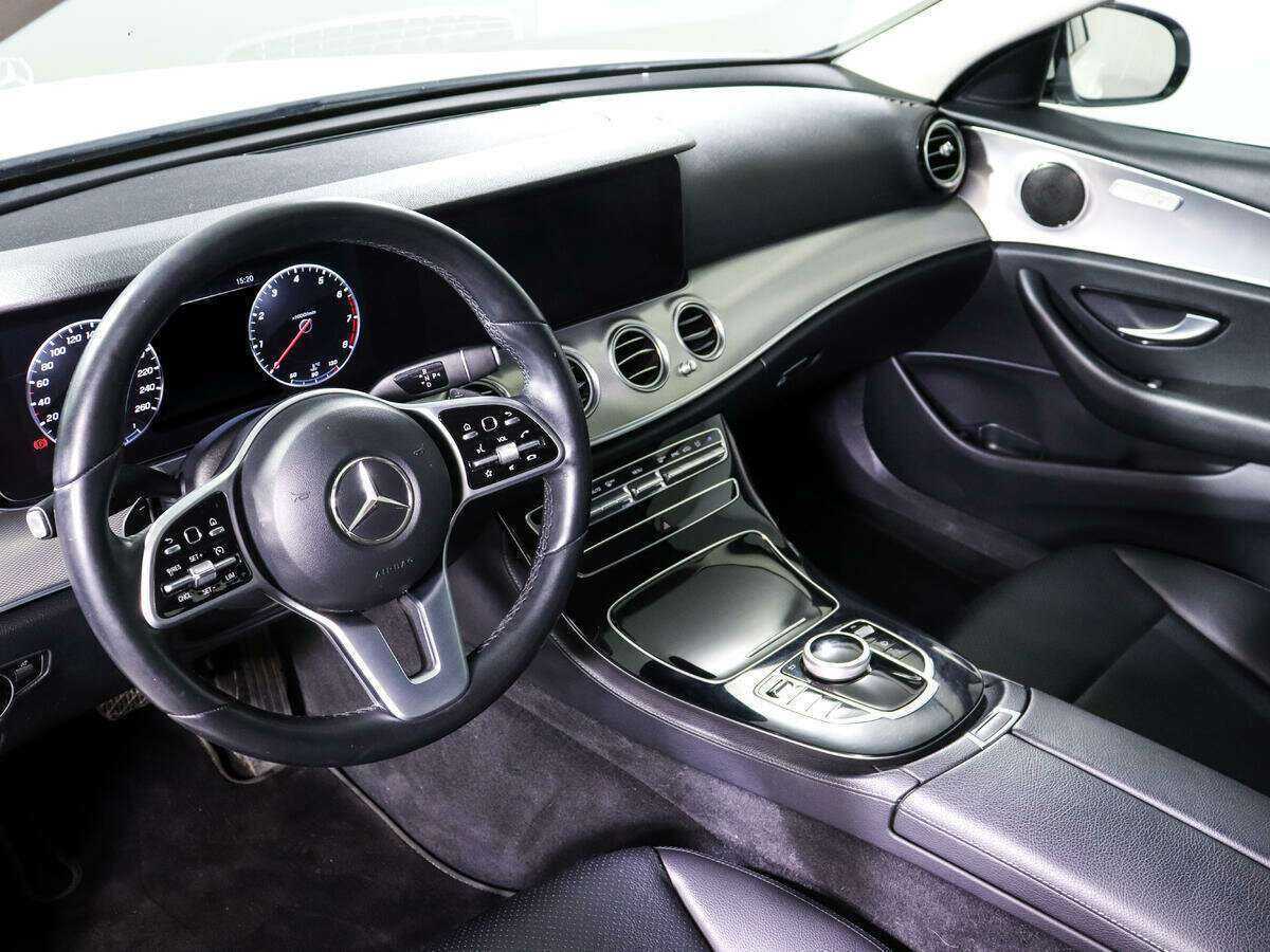 Mercedes-Benz E-Класс 2018 года с пробегом. Фото: #10