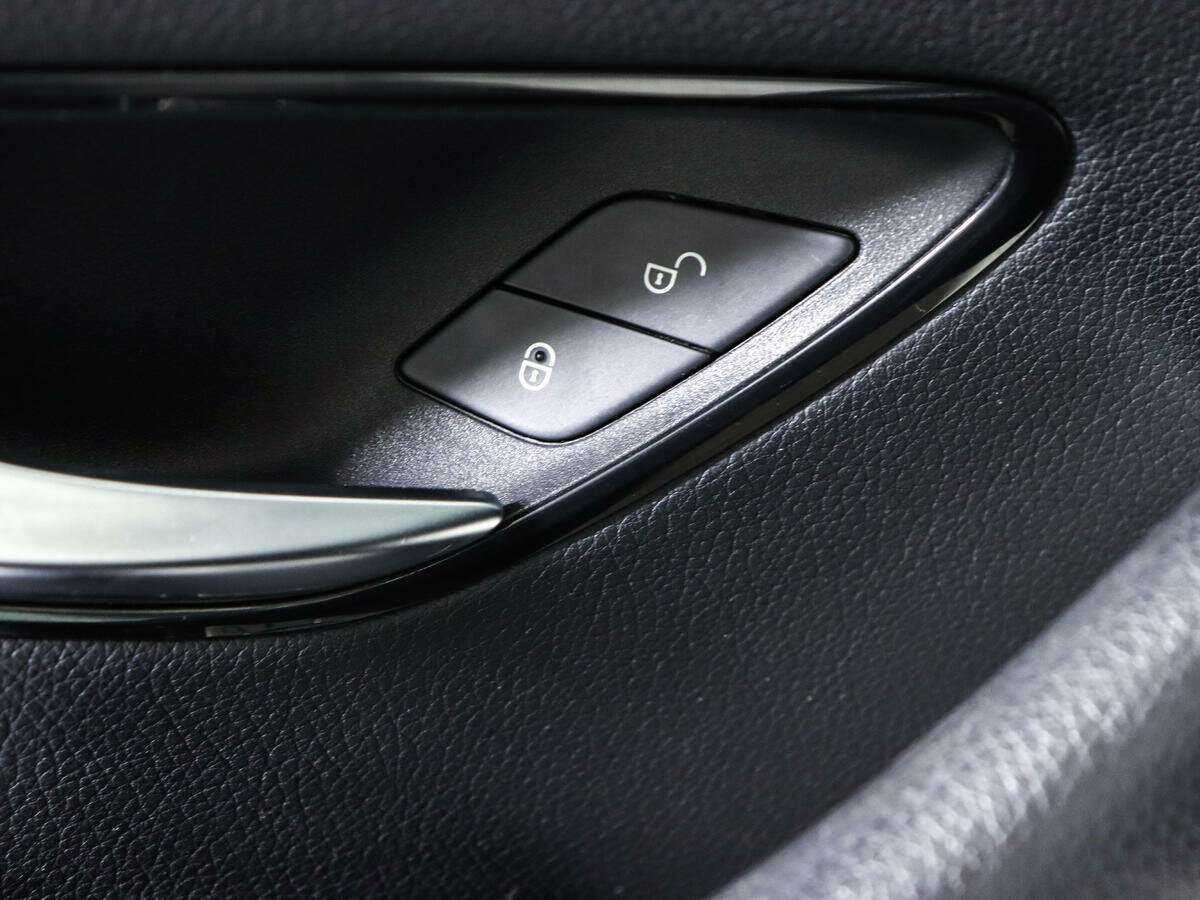 Mercedes-Benz E-Класс 2018 года с пробегом. Фото: #21