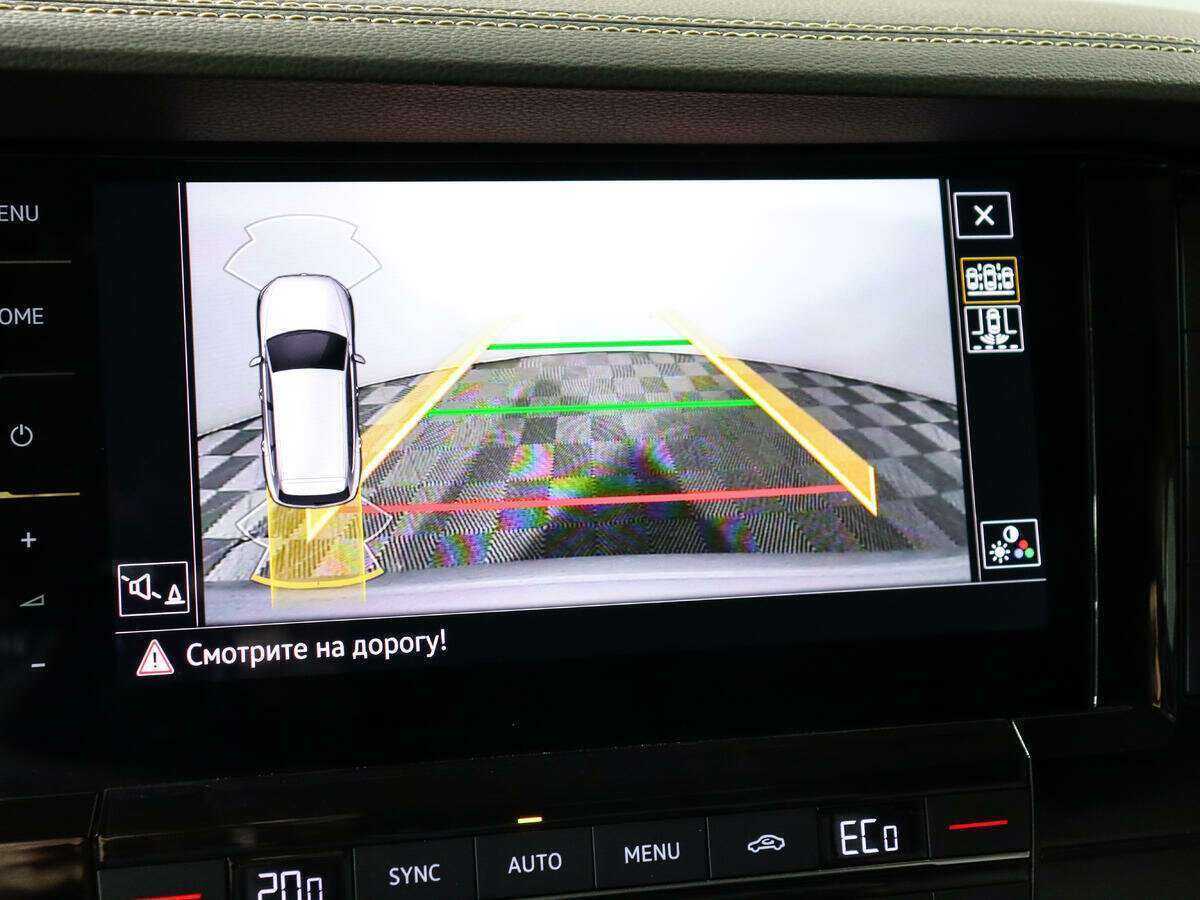 Volkswagen Touareg 2018 года с пробегом. Фото: #14