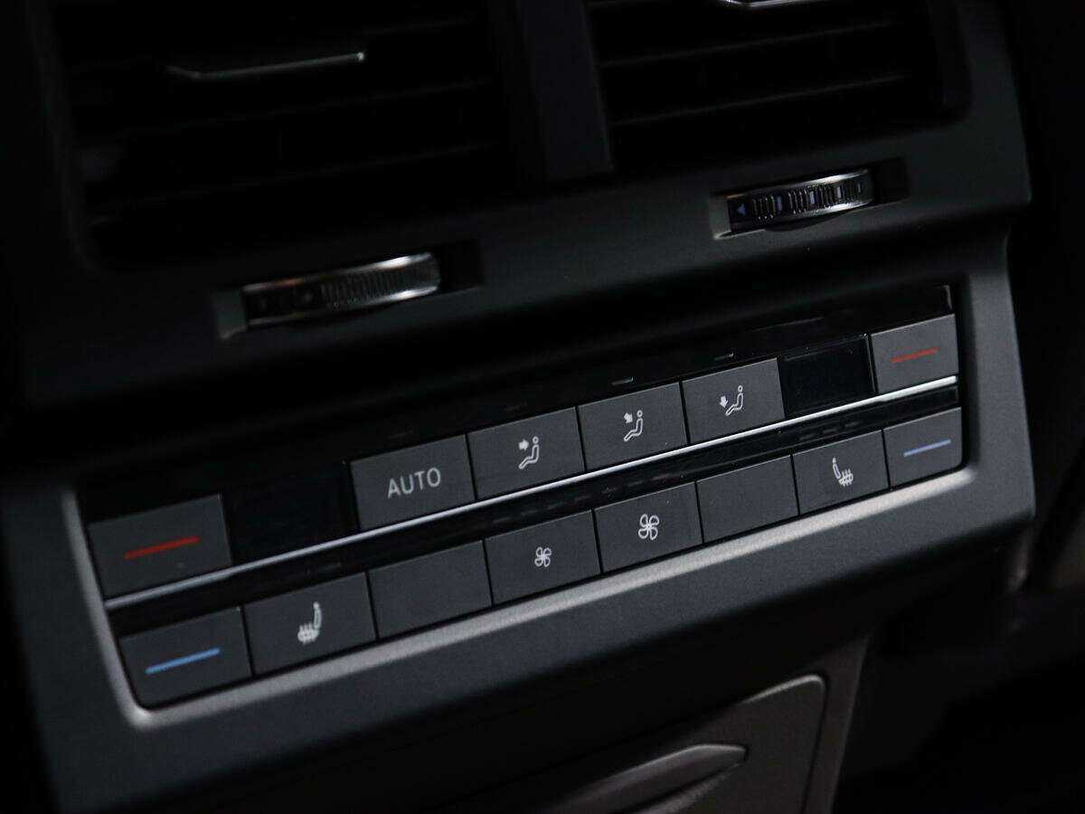 Volkswagen Touareg 2018 года с пробегом. Фото: #17