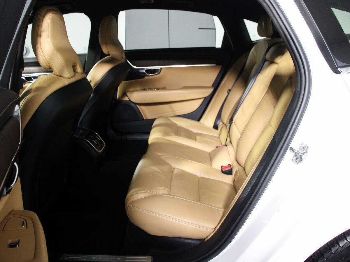 Volvo S90 2020 года с пробегом. Фото: #7