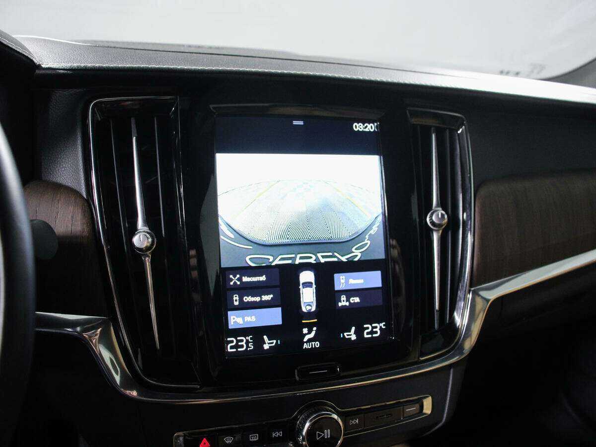 Volvo S90 2020 года с пробегом. Фото: #17