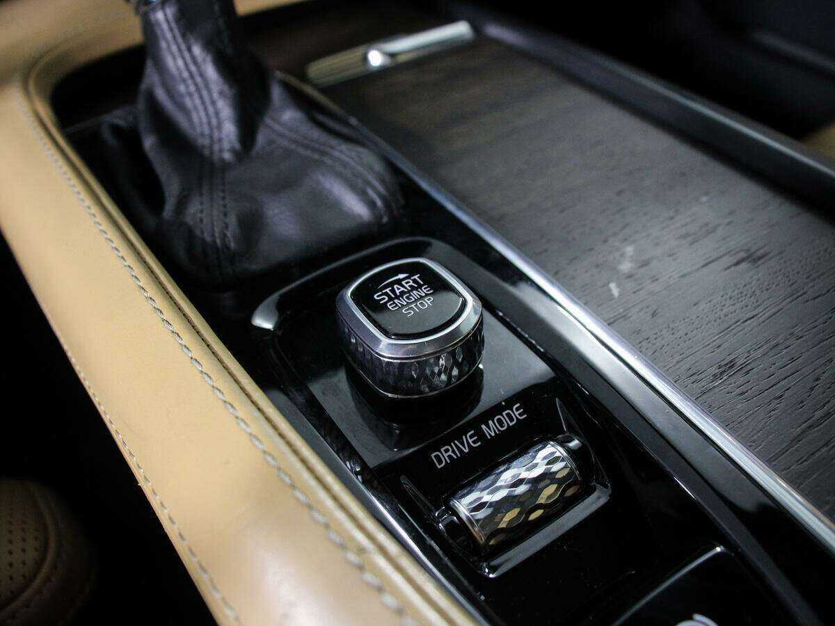 Volvo S90 2020 года с пробегом. Фото: #20