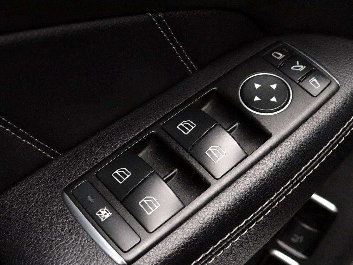 Mercedes-Benz GL-Класс 2014 года с пробегом. Фото: #16