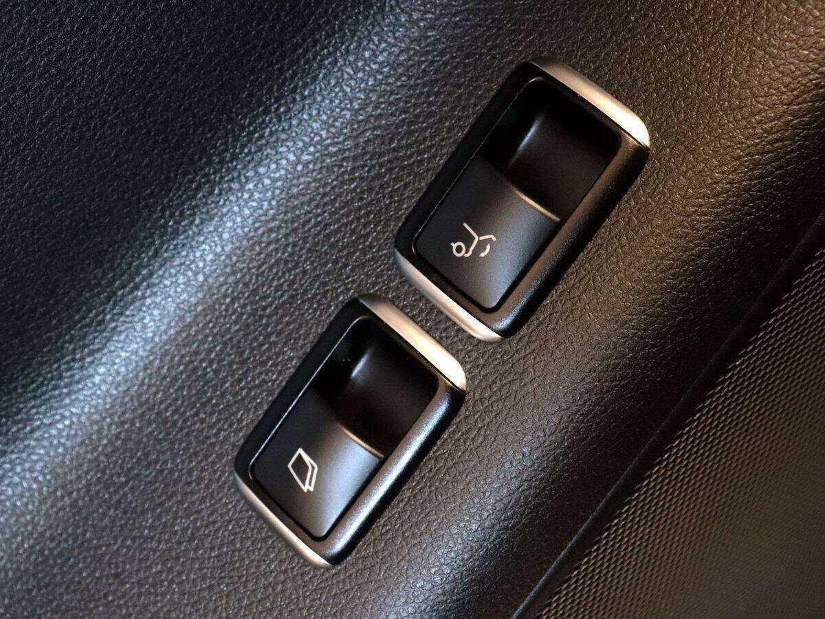 Mercedes-Benz GL-Класс 2014 года с пробегом. Фото: #17