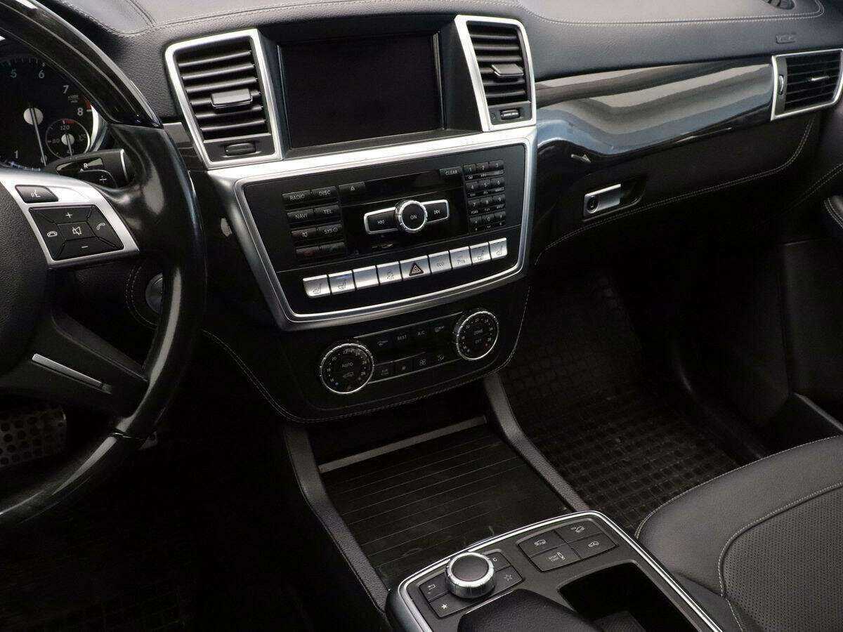 Mercedes-Benz GL-Класс 2014 года с пробегом. Фото: #18