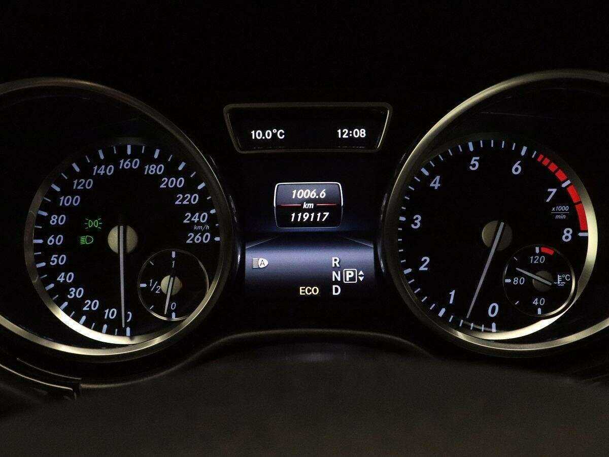 Mercedes-Benz GL-Класс 2014 года с пробегом. Фото: #27