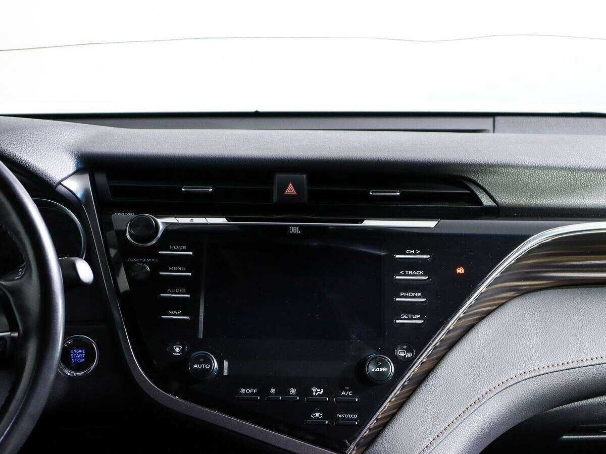 Toyota Camry 2019 года с пробегом. Фото: #10