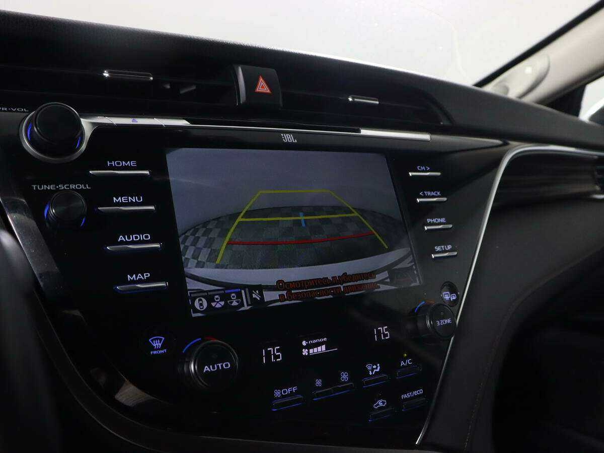 Toyota Camry 2019 года с пробегом. Фото: #13