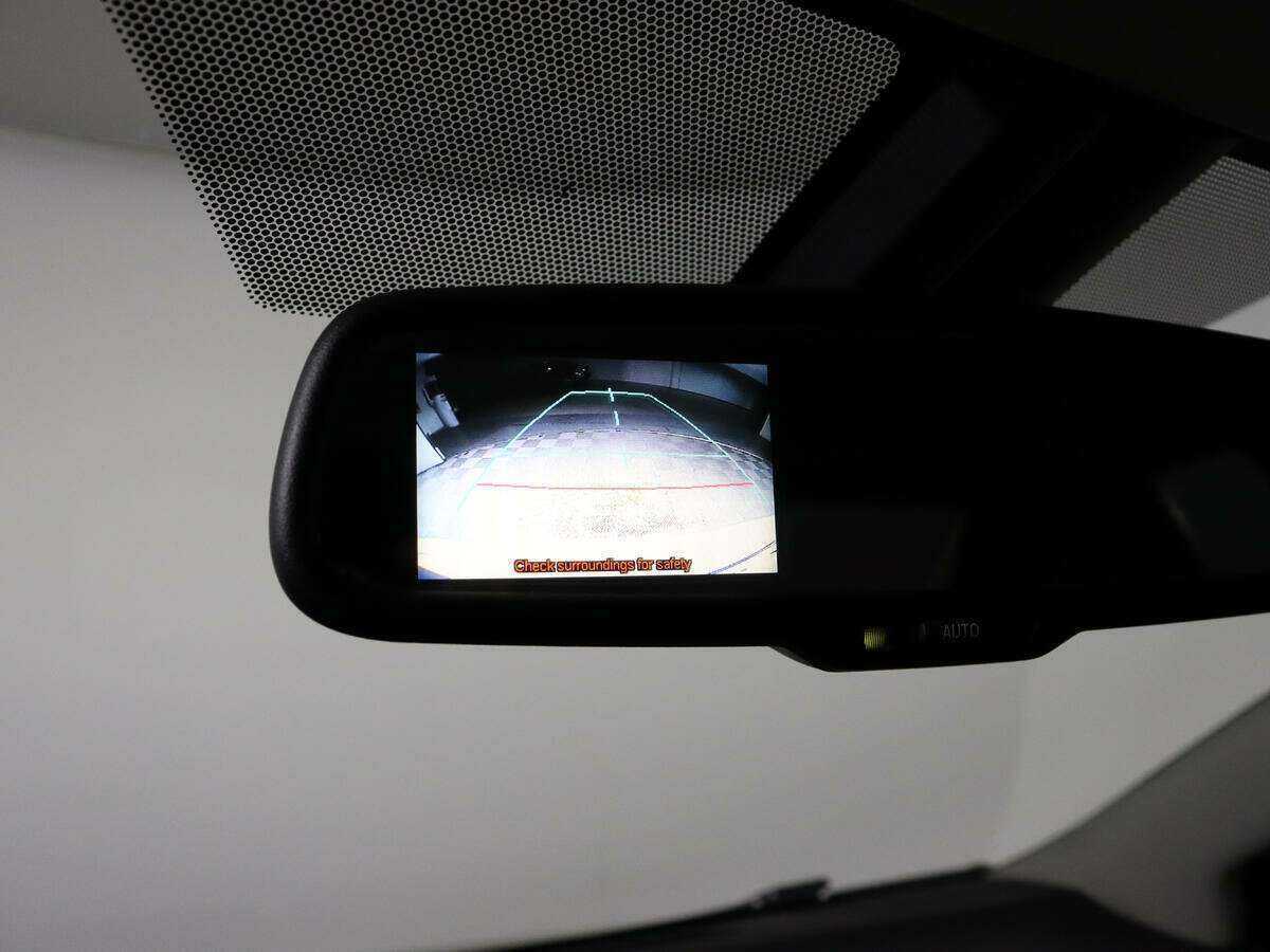 Toyota Avensis 2011 года с пробегом. Фото: #15