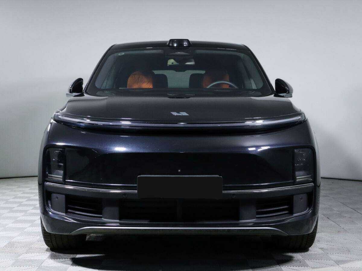 LiXiang L9 2023 года с пробегом. Фото: #1