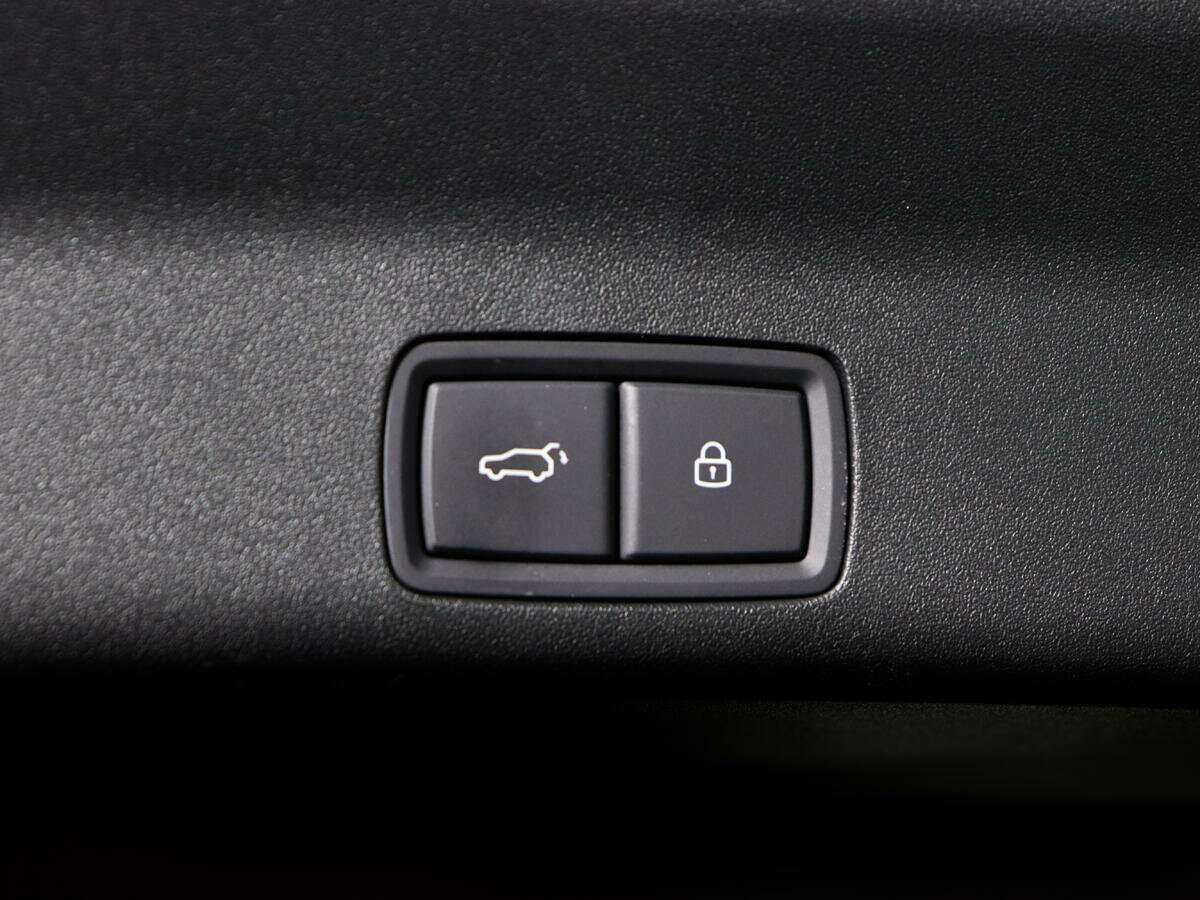 LiXiang L9 2023 года с пробегом. Фото: #23