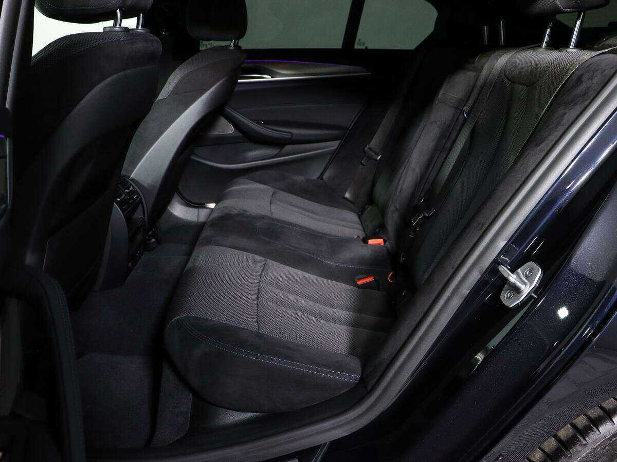 BMW 5 серии 2020 года с пробегом. Фото: #8