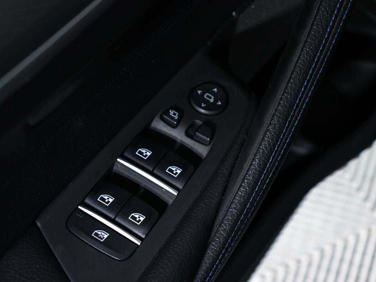 BMW 5 серии 2020 года с пробегом. Фото: #15